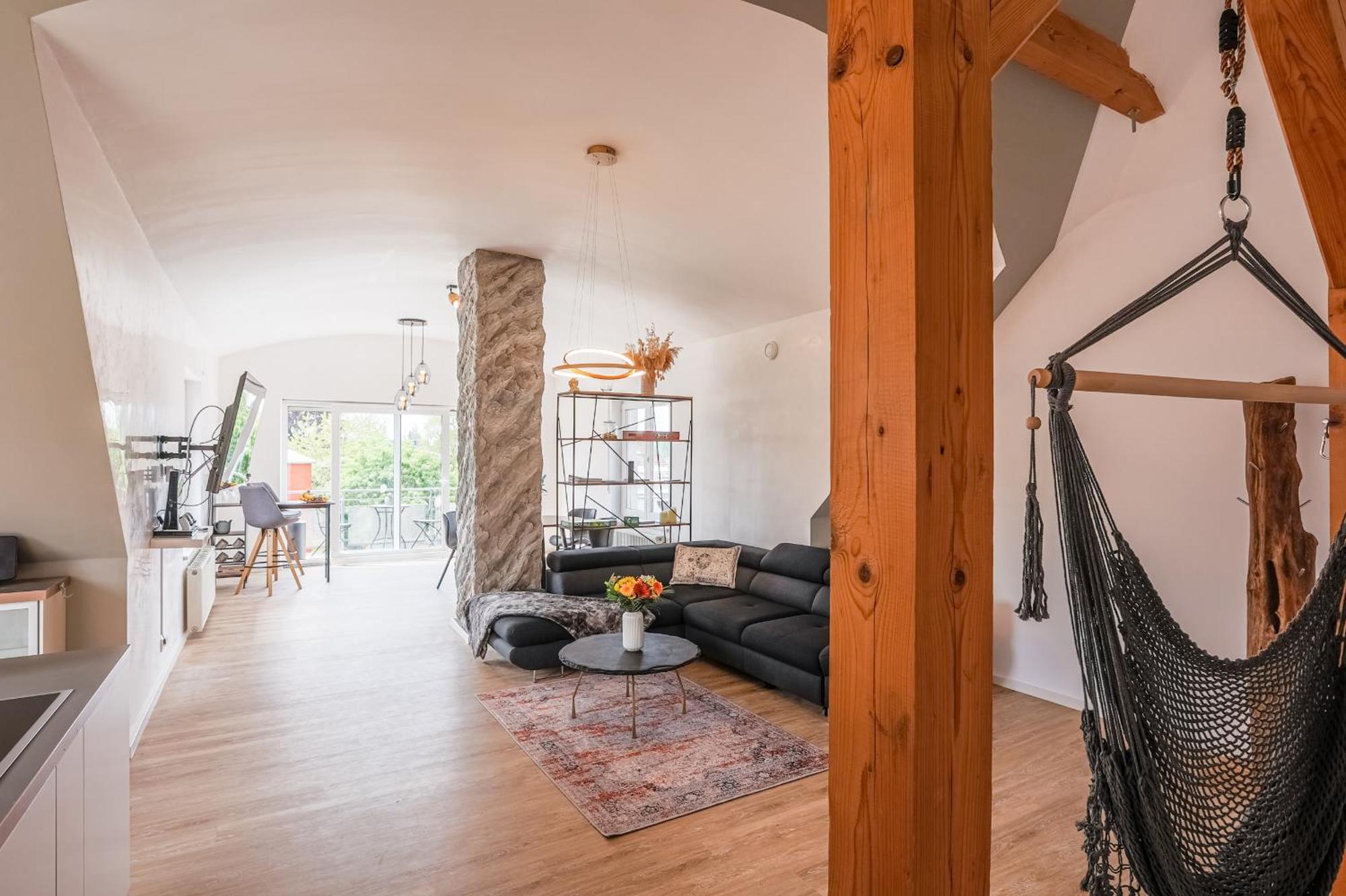Dreamstay Augsburg Traum Penthouse Goeggingen Bagian luar foto
